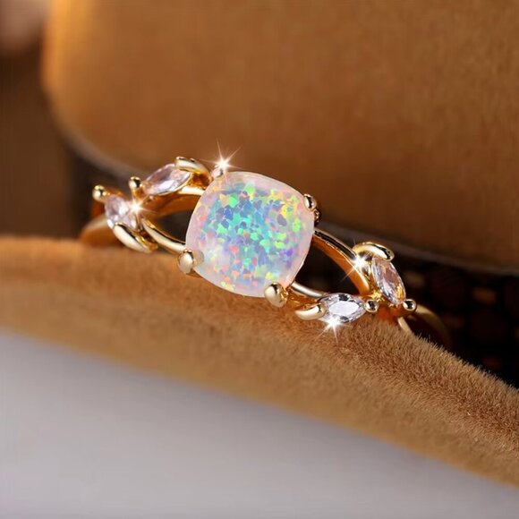 NEW 18k Gold White Opal Diamond Ring Band - Picture 2 of 4
